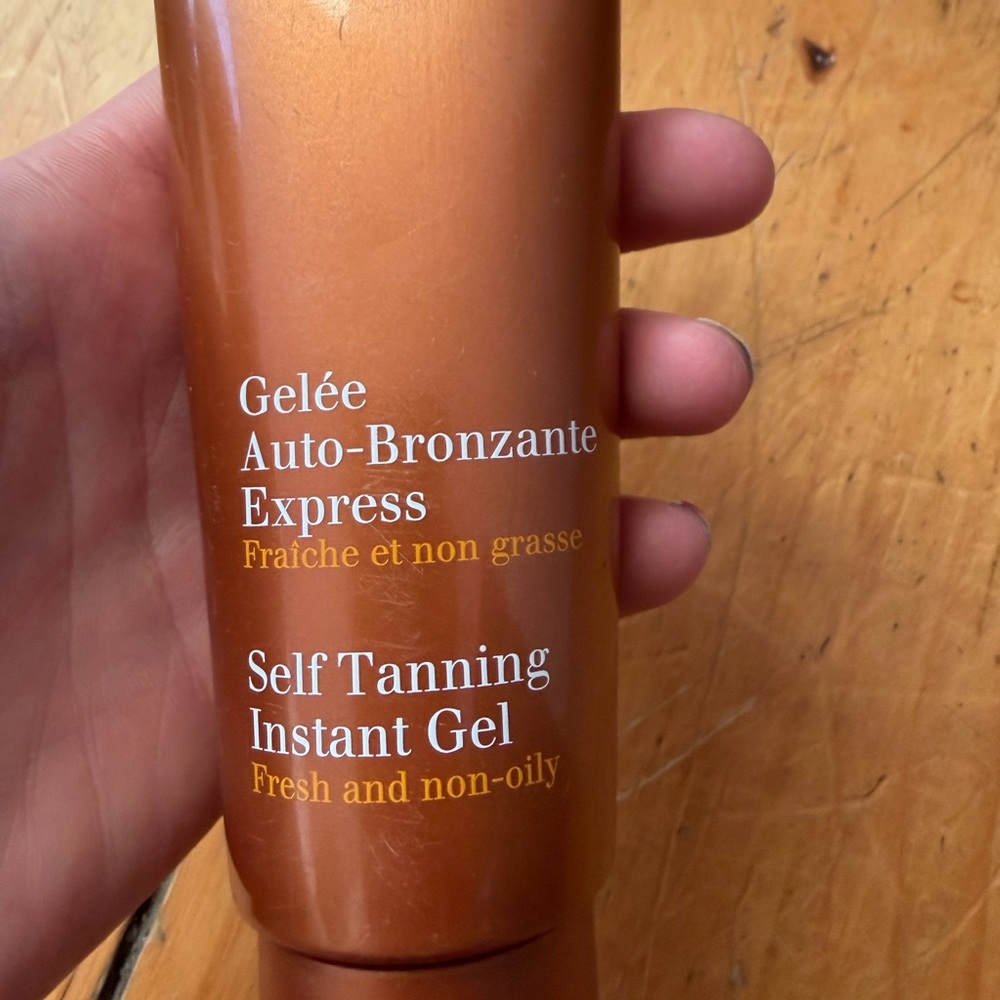 Clarins Self Tanning Instant Gel - Copper - Picture 3 of 3